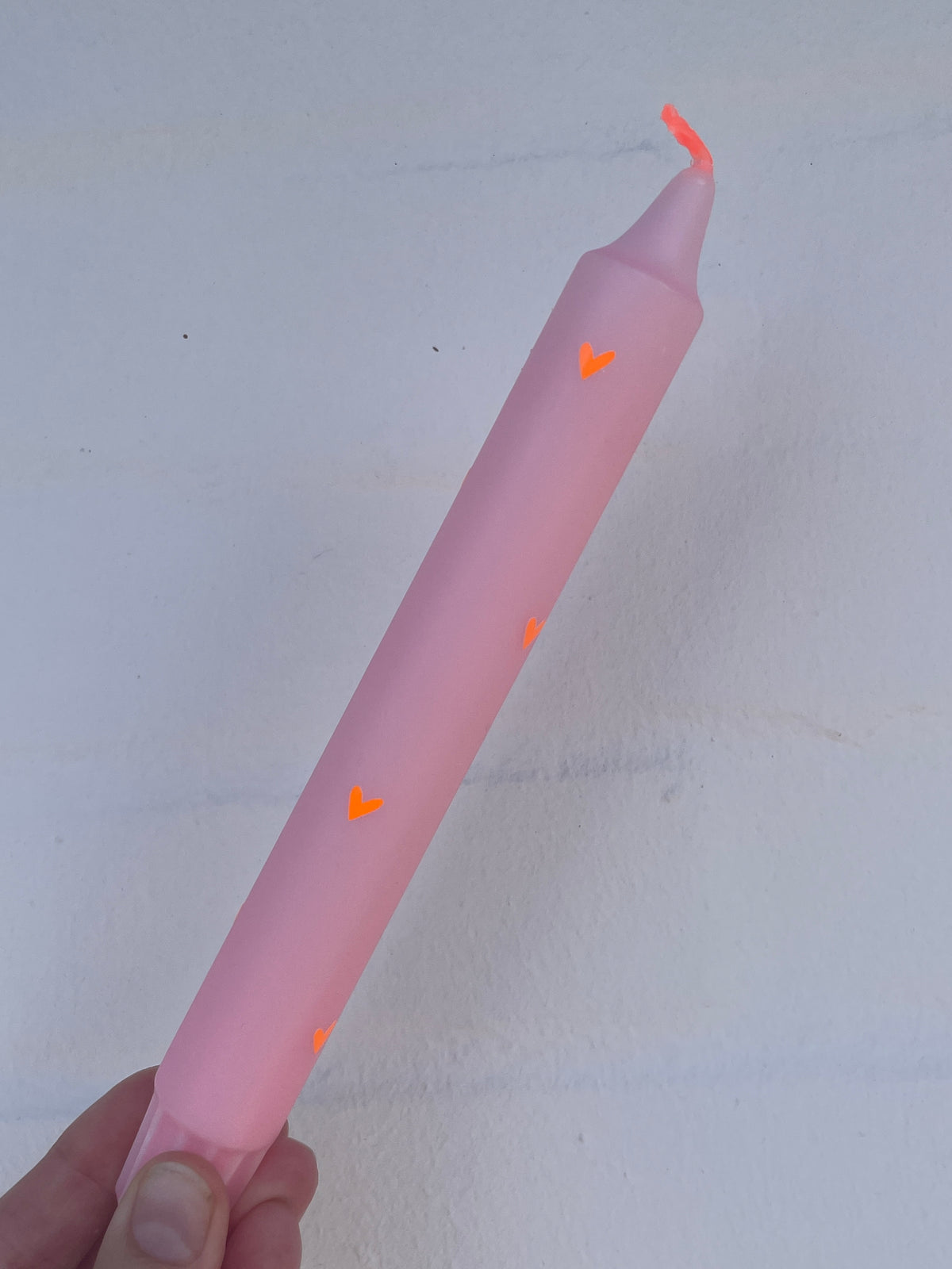 Stabkerze rosa mit Herzchen